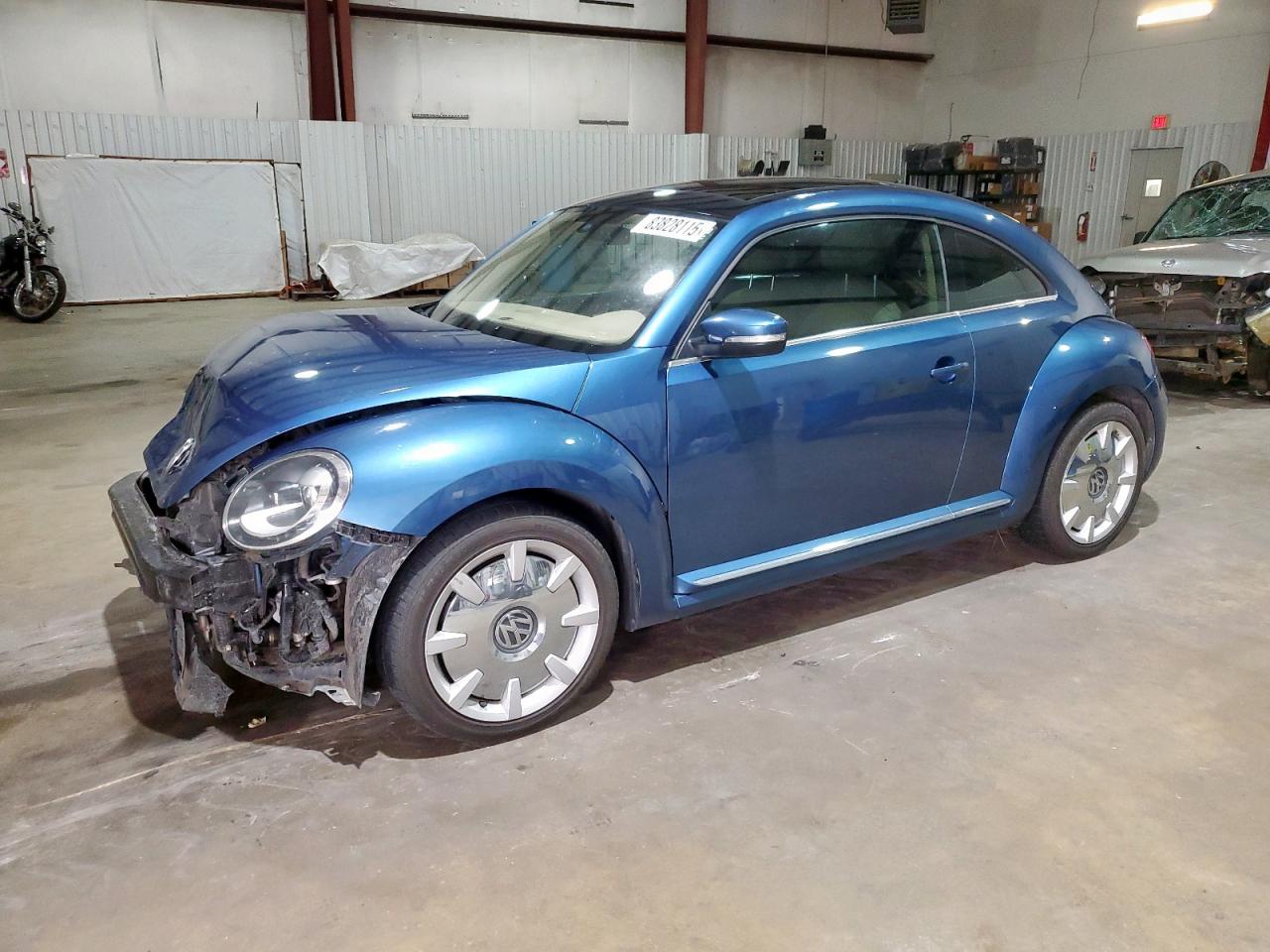 VOLKSWAGEN BEETLE SE
