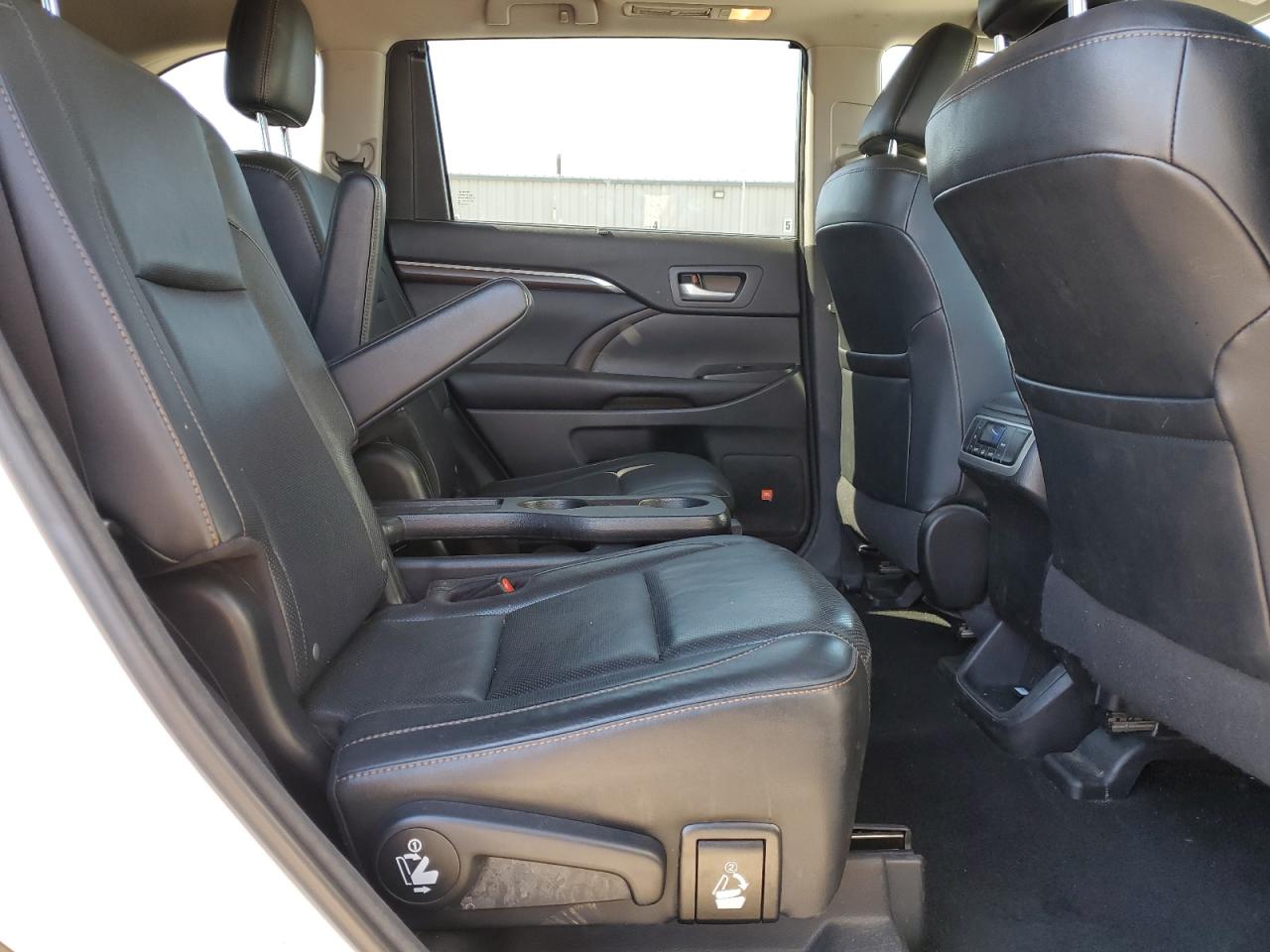 TOYOTA HIGHLANDER LIMITED