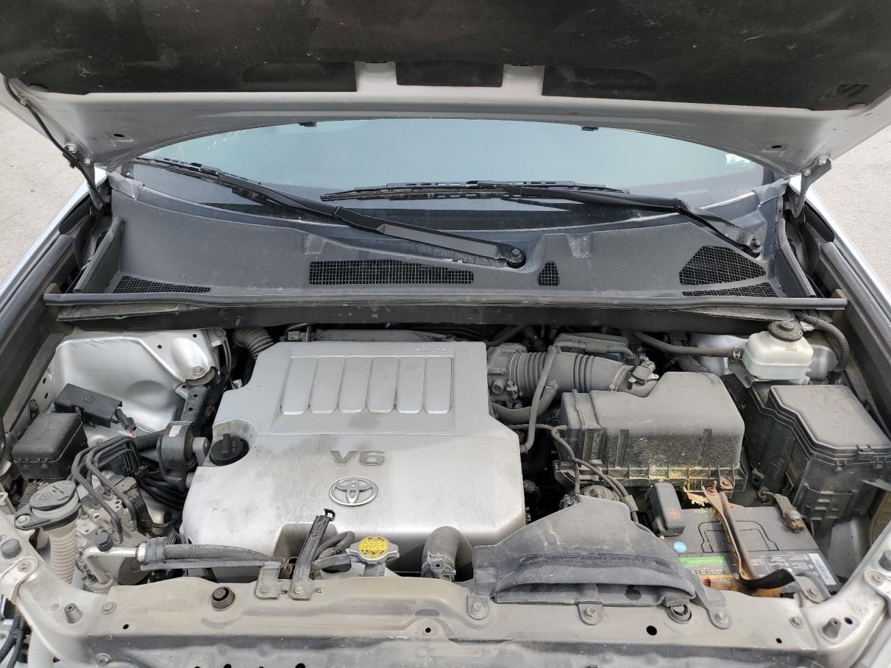 TOYOTA HIGHLANDER LIMITED