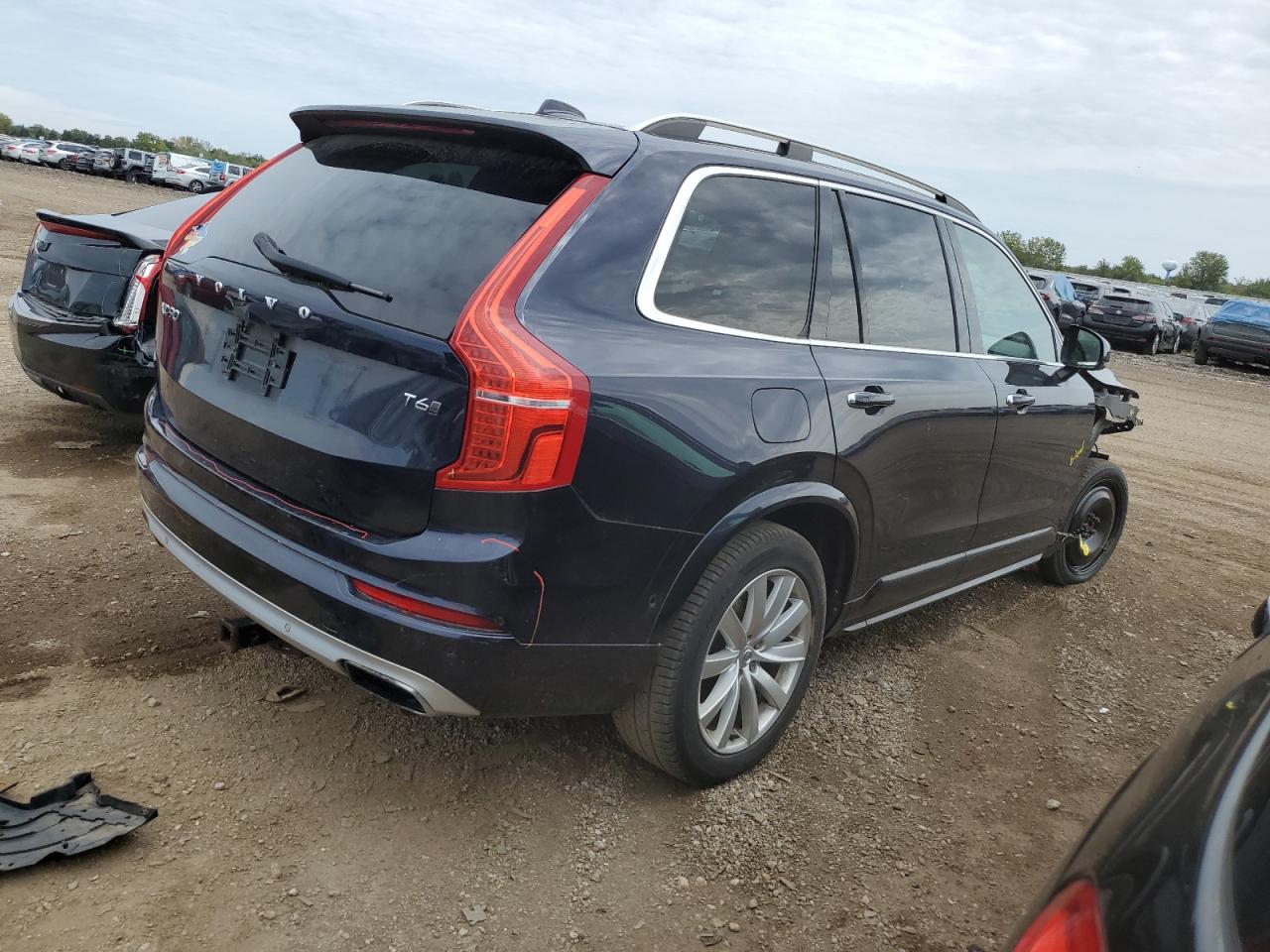 VOLVO XC90 T6
