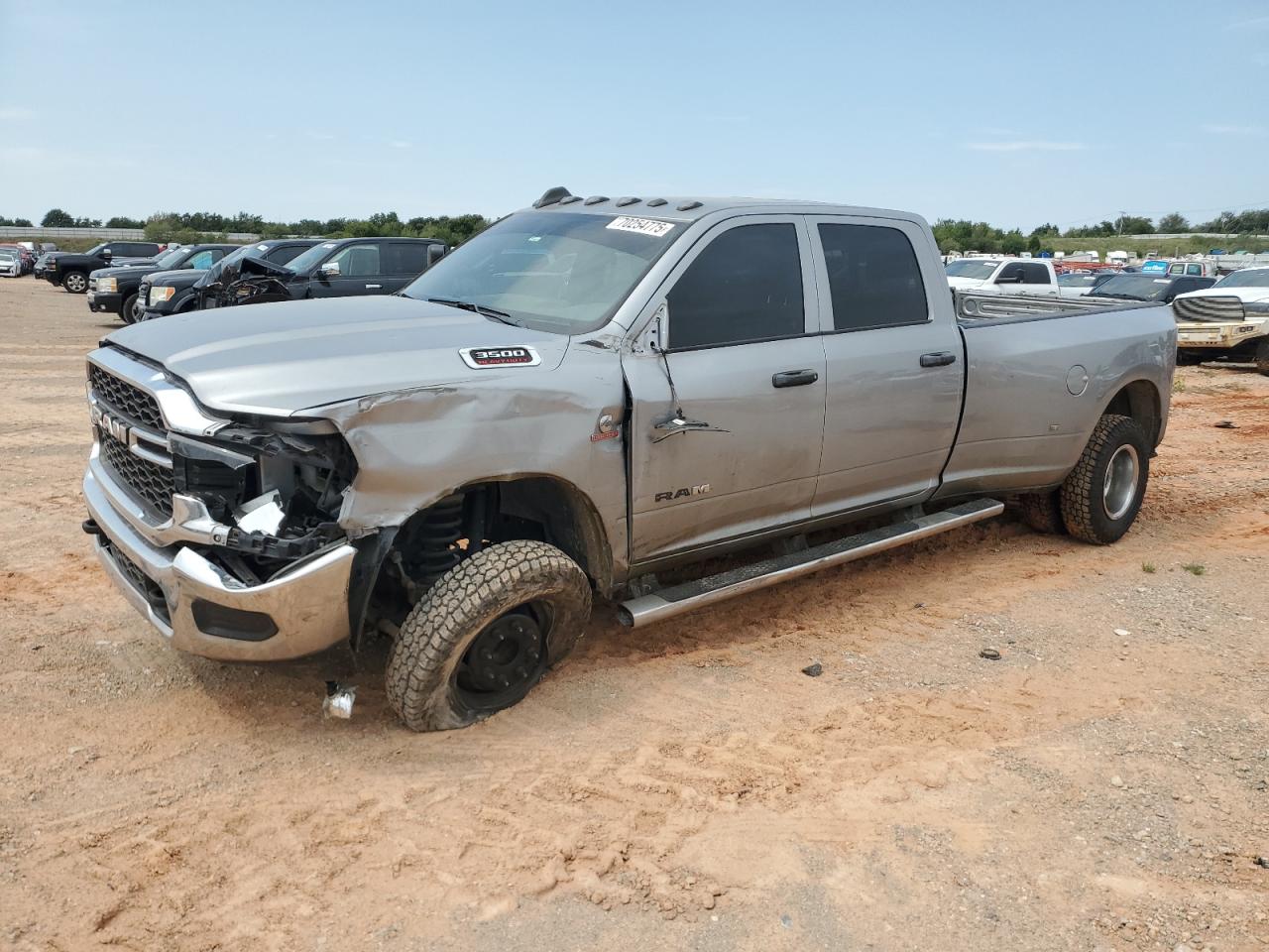 RAM 3500 TRADESMAN