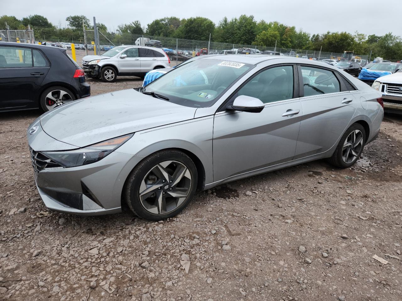  Salvage Hyundai ELANTRA