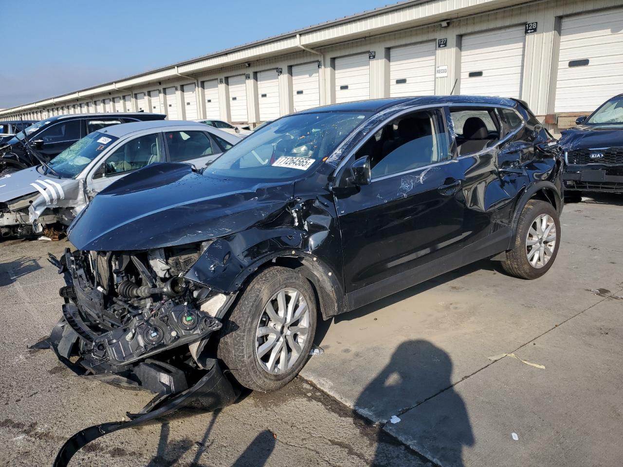 NISSAN ROGUE SPORT S