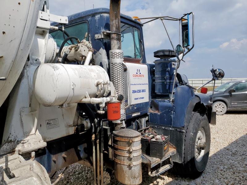 2005 MACK CONCRETE F #3305436440