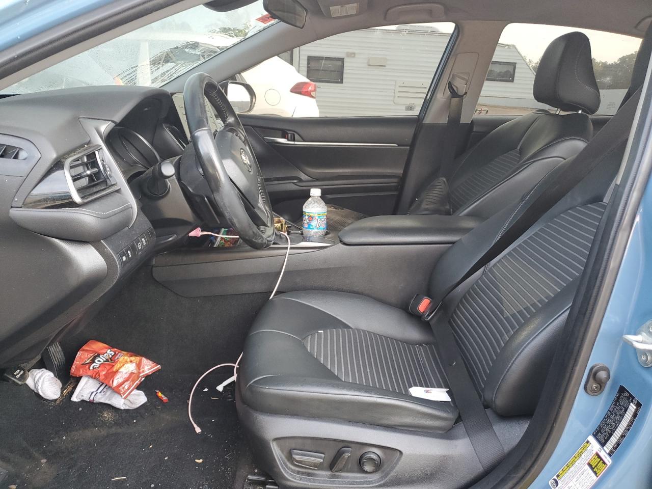 TOYOTA CAMRY SE NIGHT SHADE