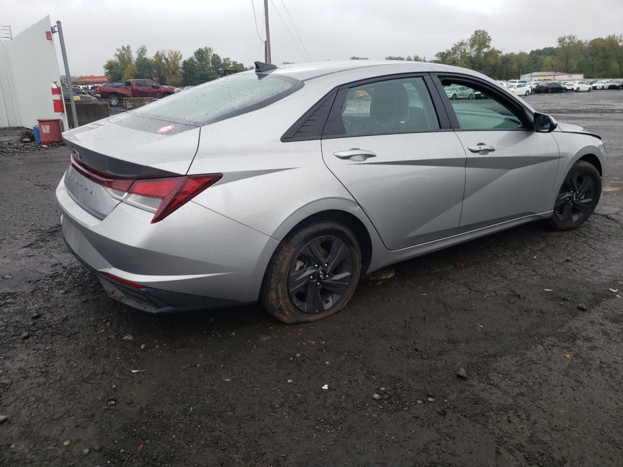 HYUNDAI ELANTRA SEL