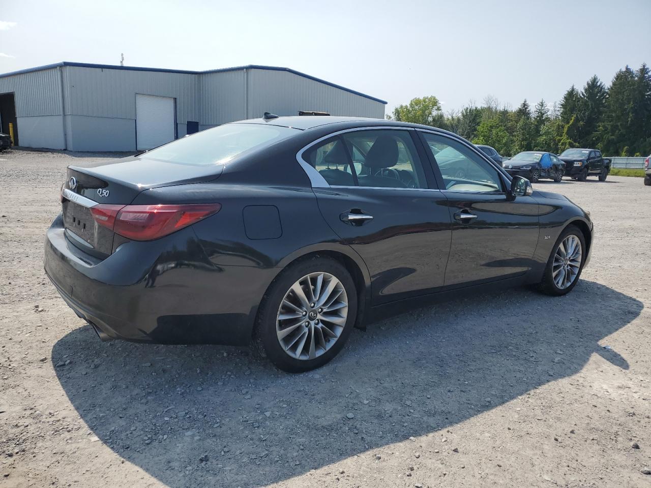 INFINITI Q50 PURE
