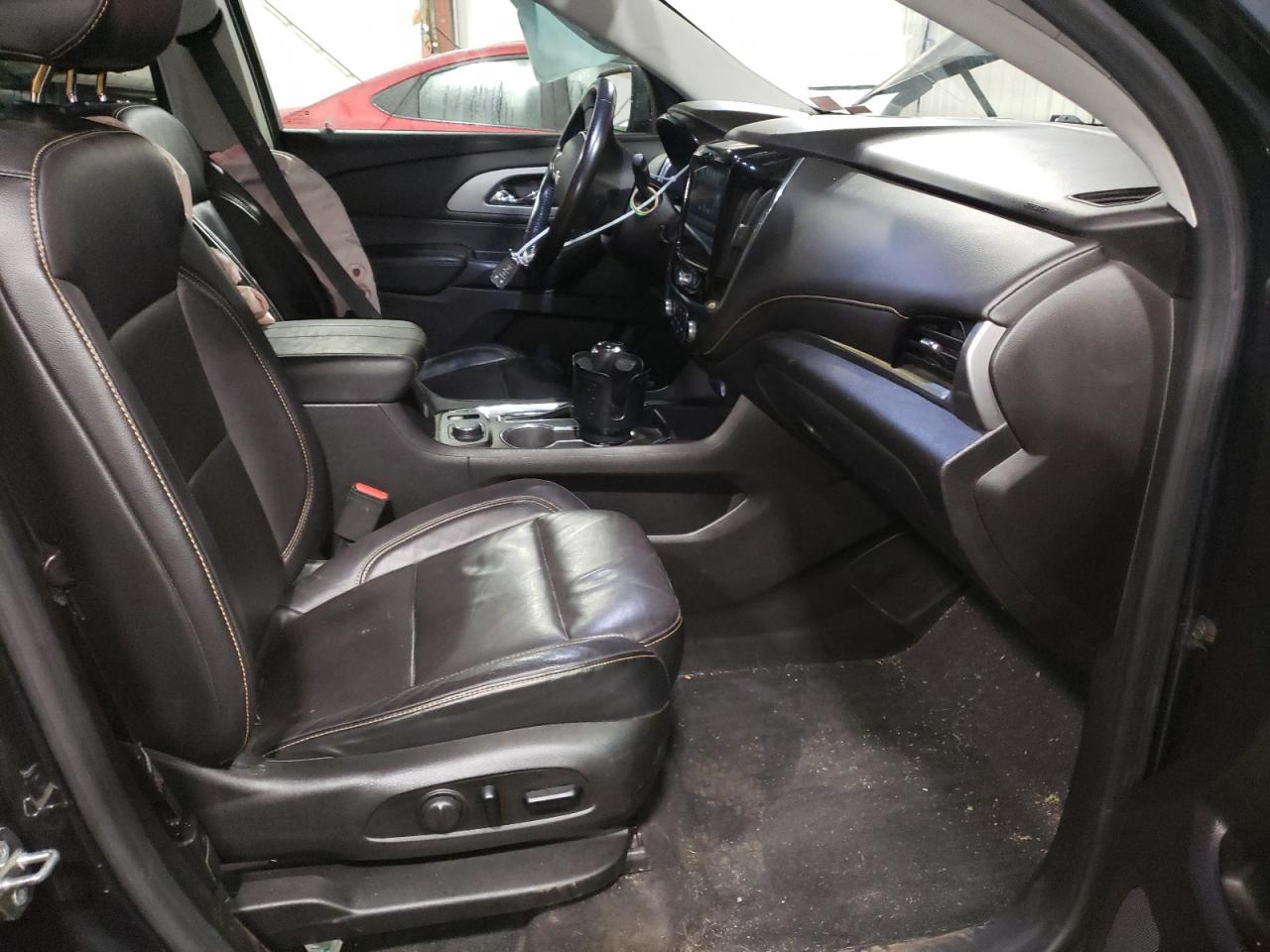 CHEVROLET TRAVERSE LT