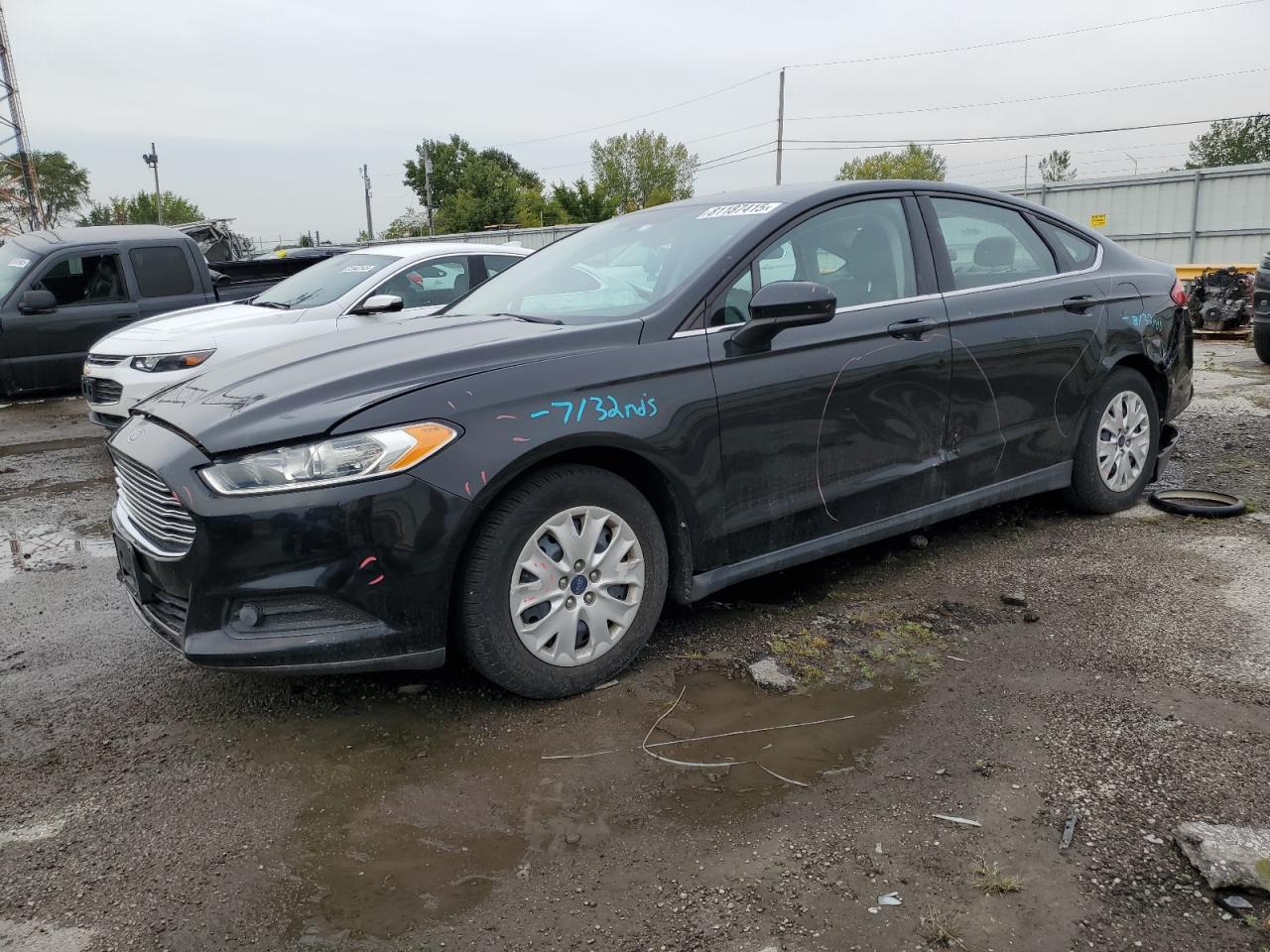 FORD FUSION S