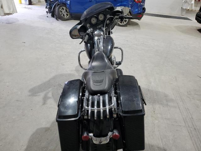 2010 HARLEY-DAVIDSON FLHX 1HD1KB419AB607693