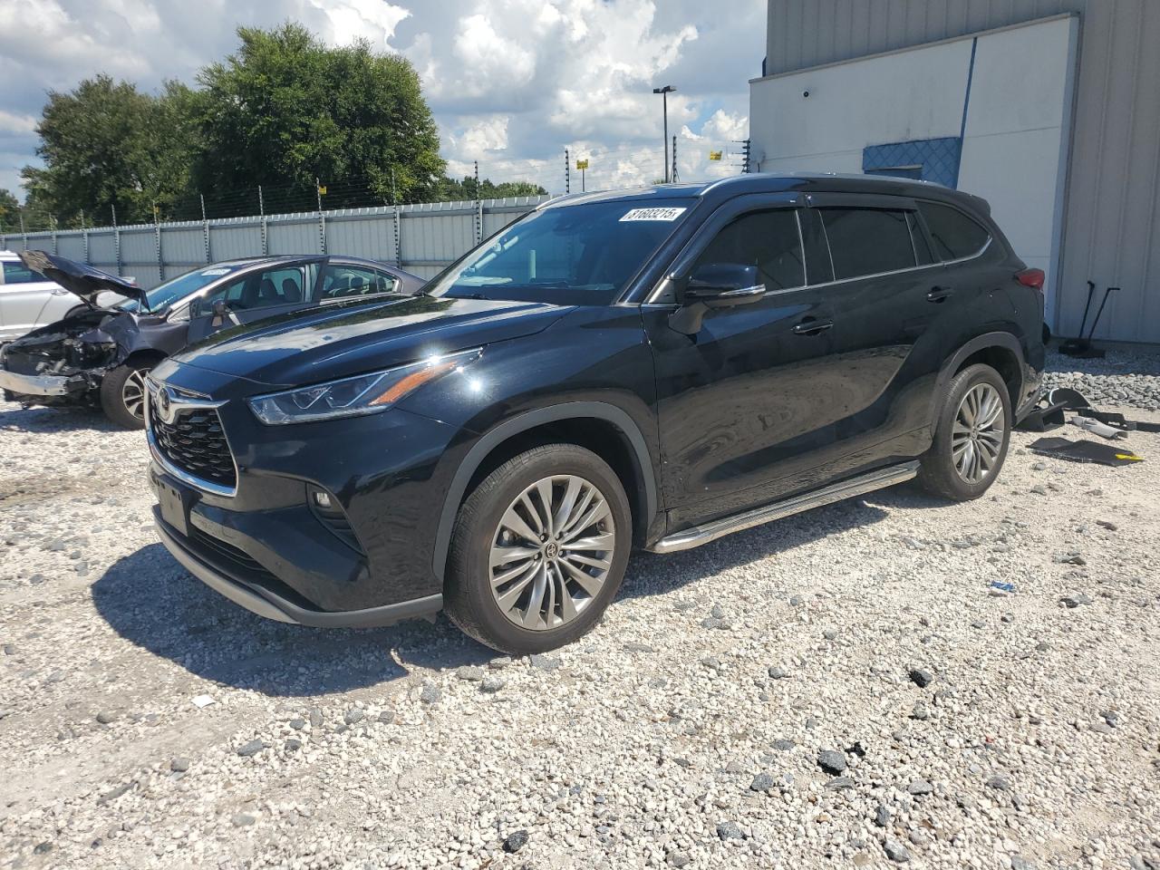 TOYOTA HIGHLANDER PLATINUM