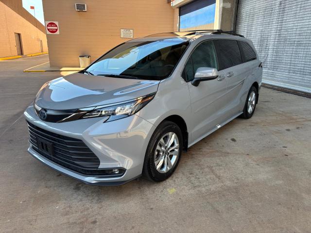 2023 TOYOTA SIENNA XSE 5TDCSKFC0PS099723