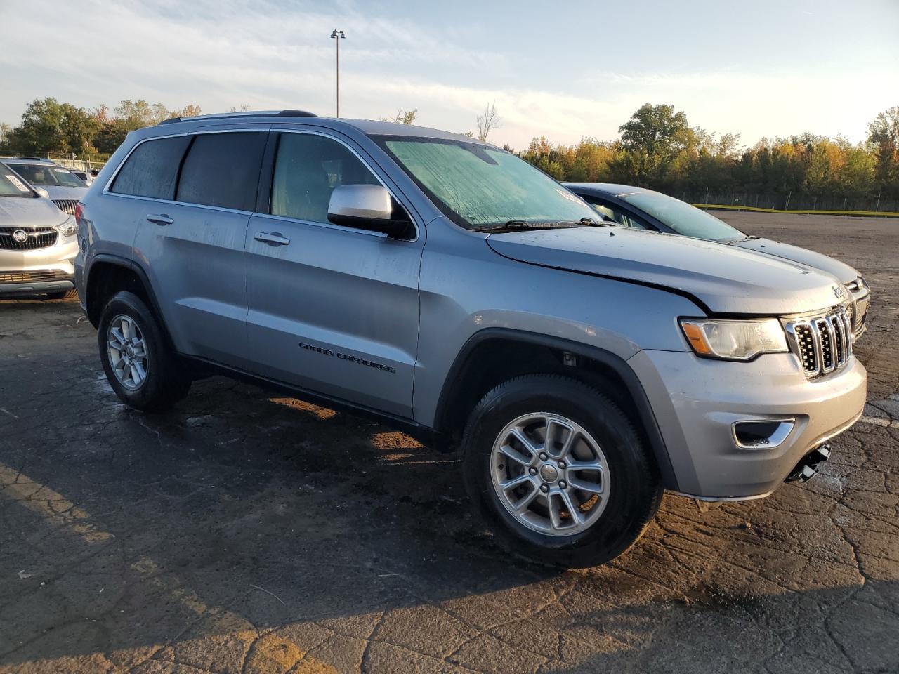 JEEP GRAND CHEROKEE LAREDO