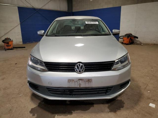 2011 VOLKSWAGEN JETTA SE - 3VWDZ7AJ9BM352823