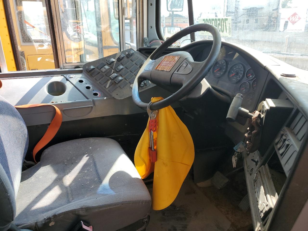 Lot #3234341049 2014 IC CORPORATION CE SERIES SCHOOL