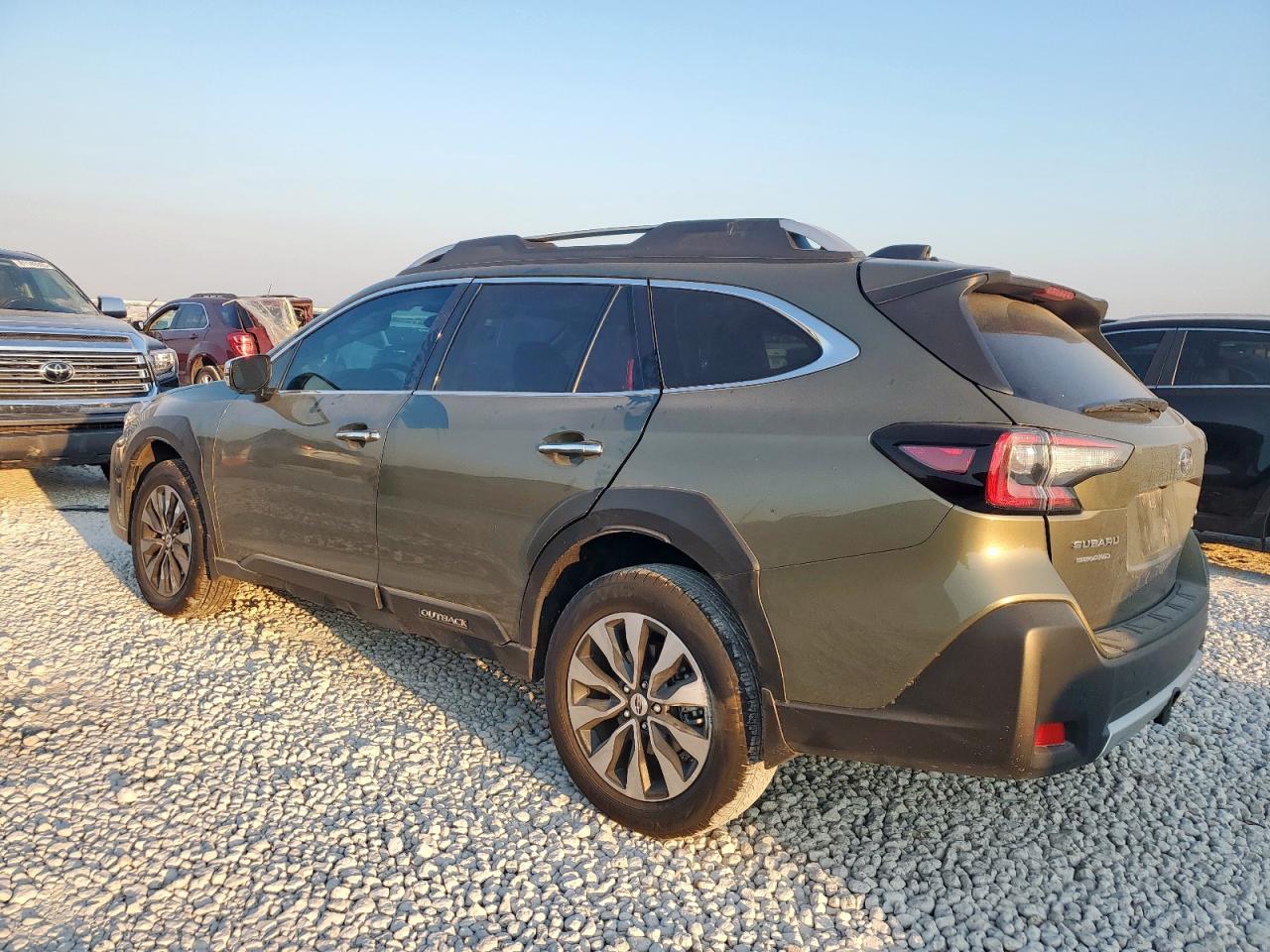 SUBARU OUTBACK TOURING