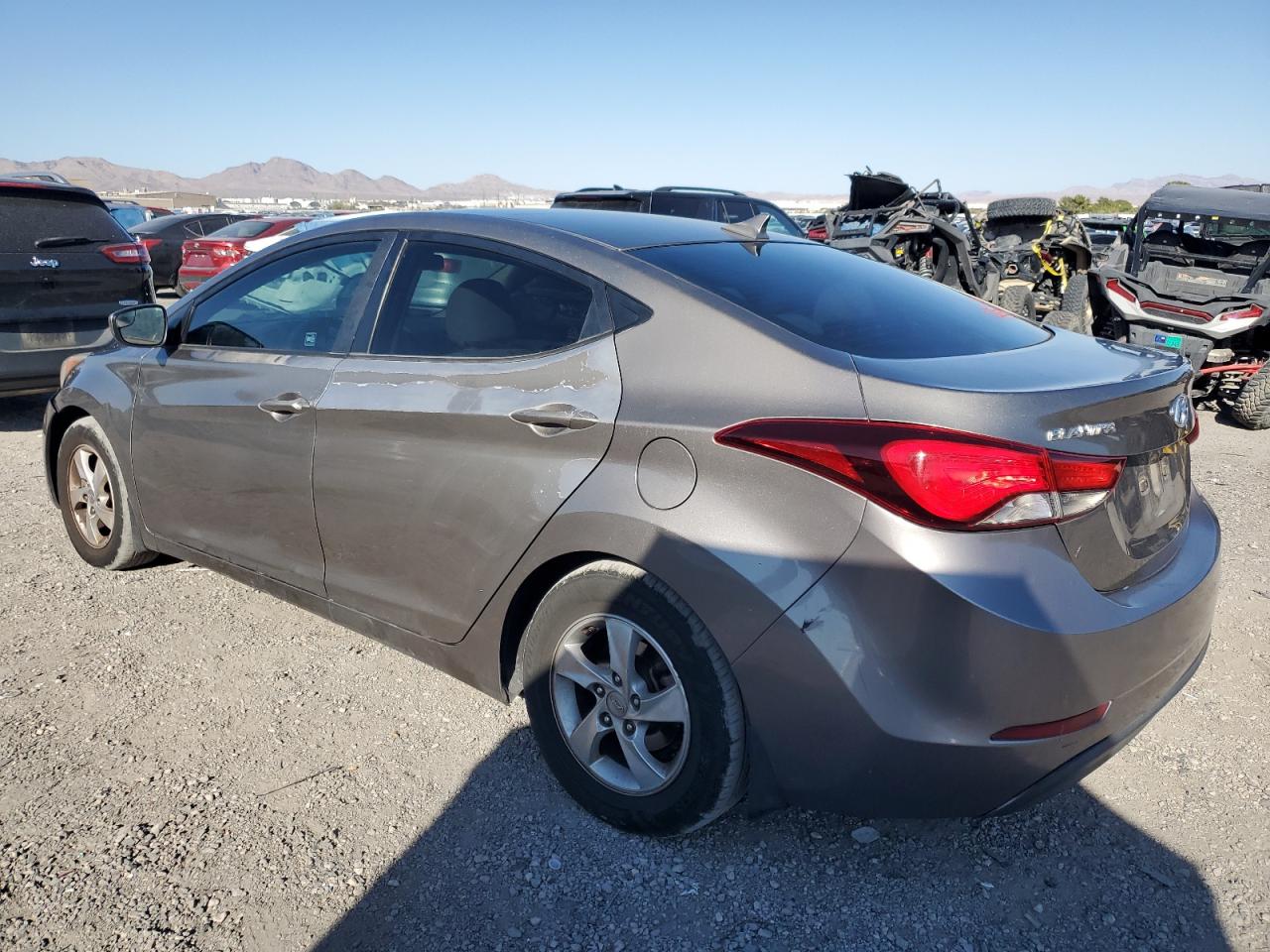 HYUNDAI ELANTRA SE