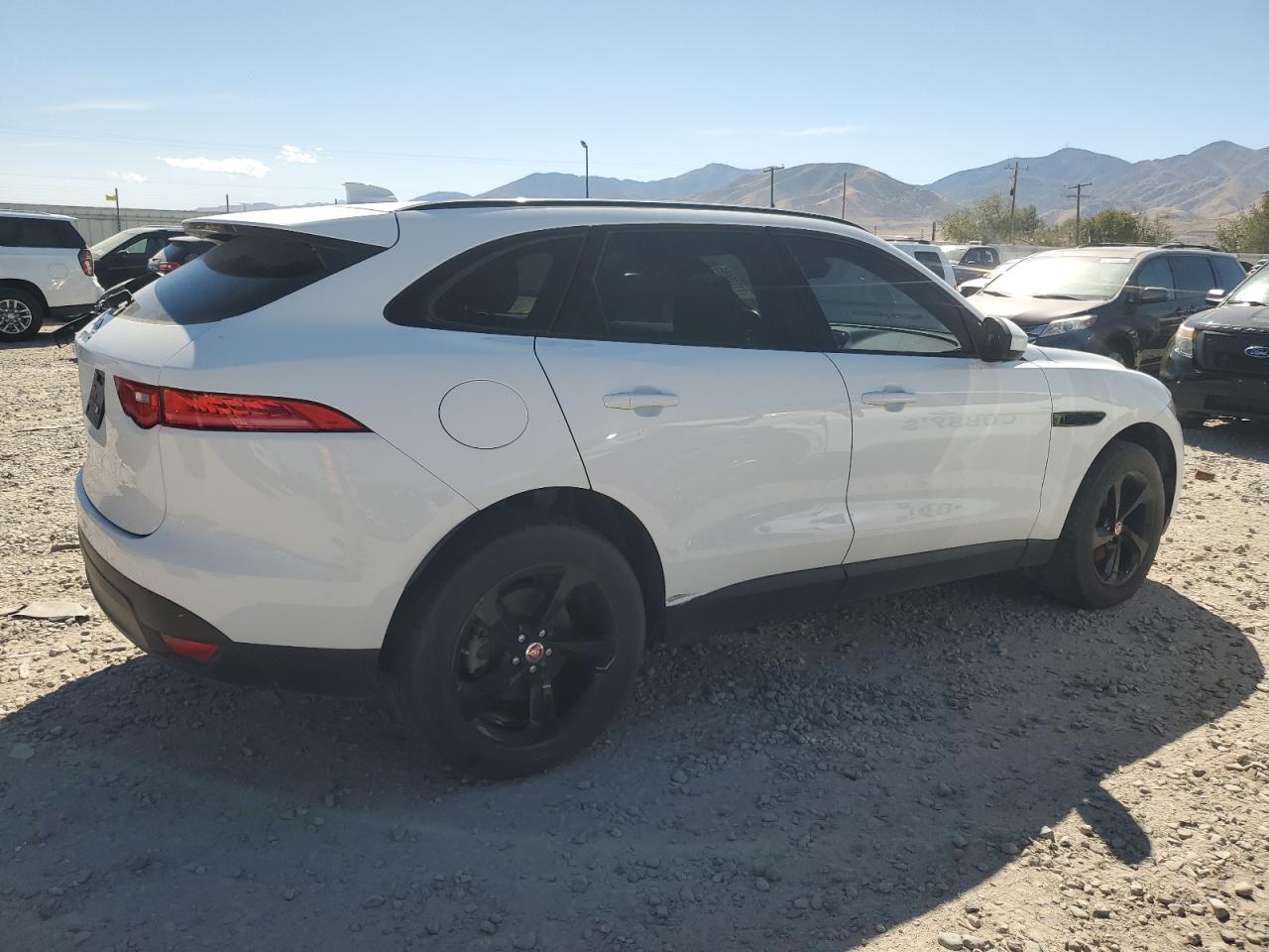 JAGUAR F-PACE PREMIUM