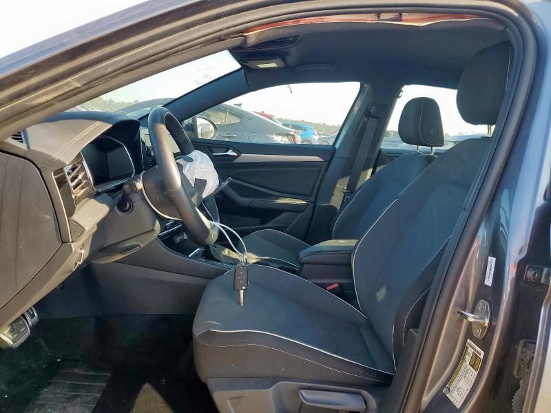 2025 VOLKSWAGEN JETTA SPOR 3VWBX7BU6SM012633