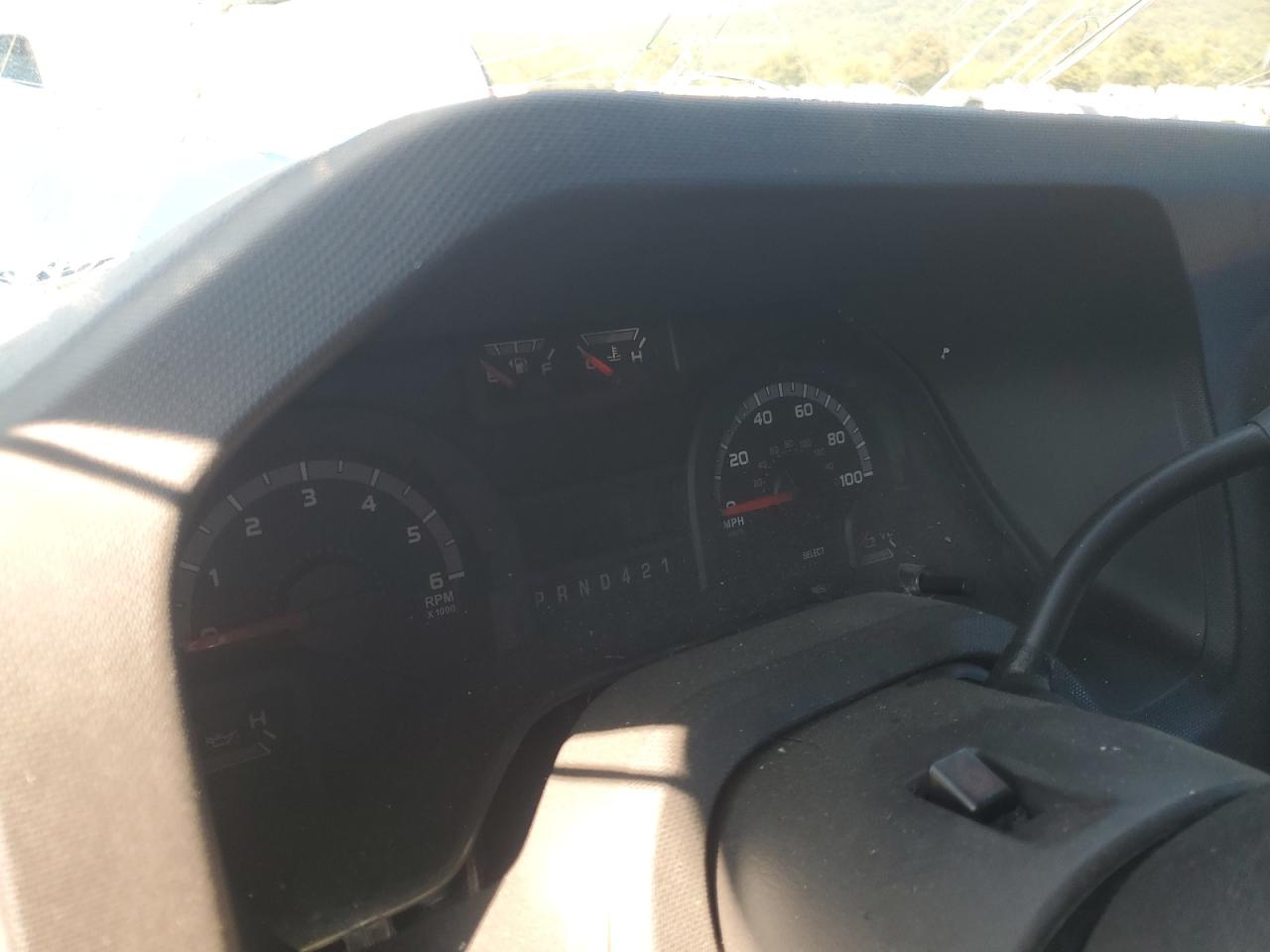 FORD ECONOLINE E450 SUPER DUTY CUTAWAY VAN