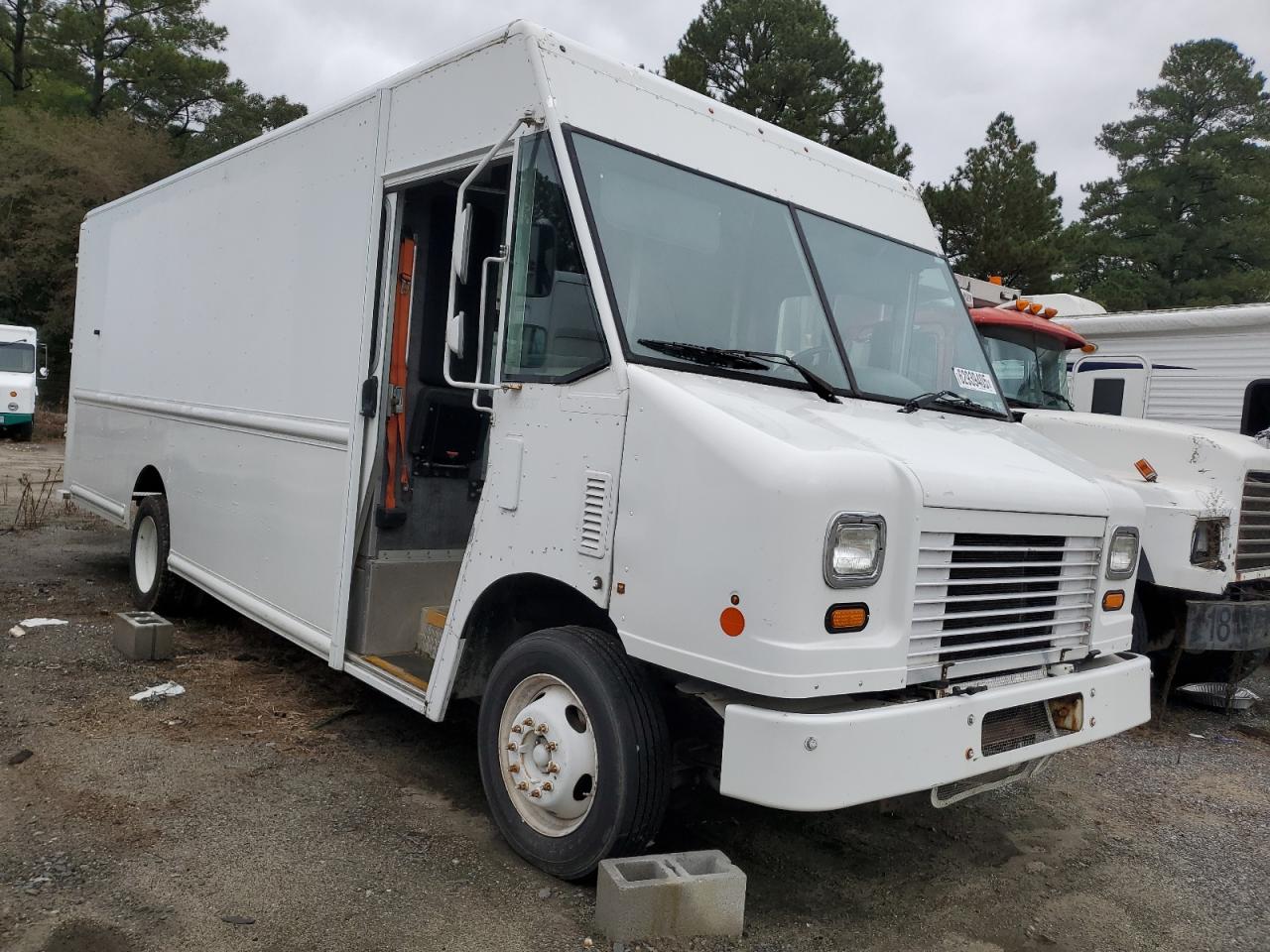 Lot #3262008474 2015 FORD F59