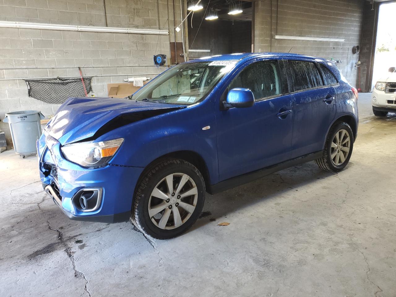  Salvage Mitsubishi Outlander