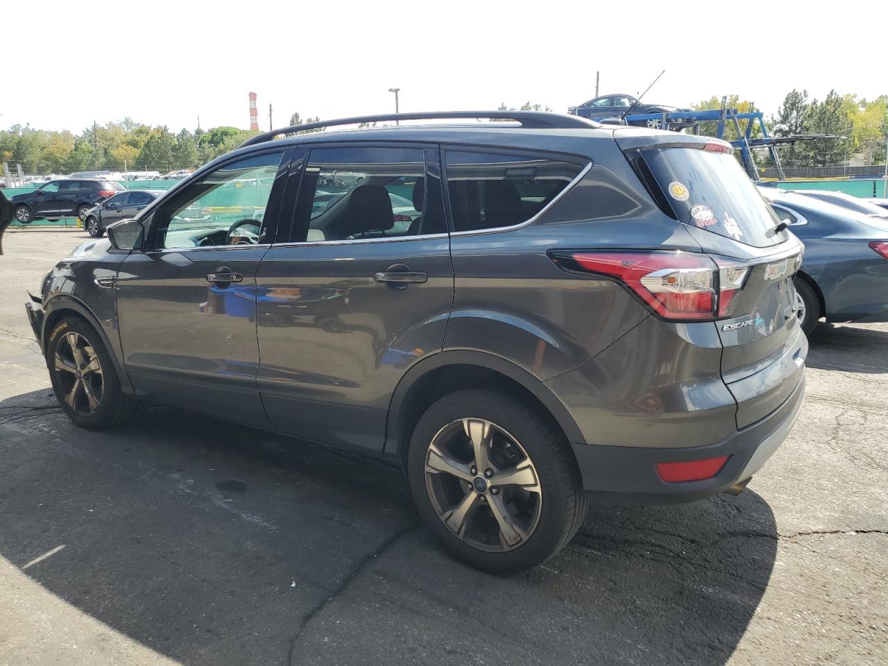 FORD ESCAPE SE