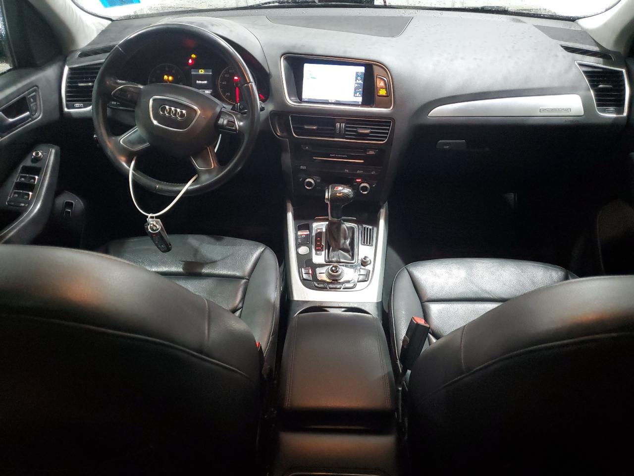 AUDI Q5 PREMIUM PLUS