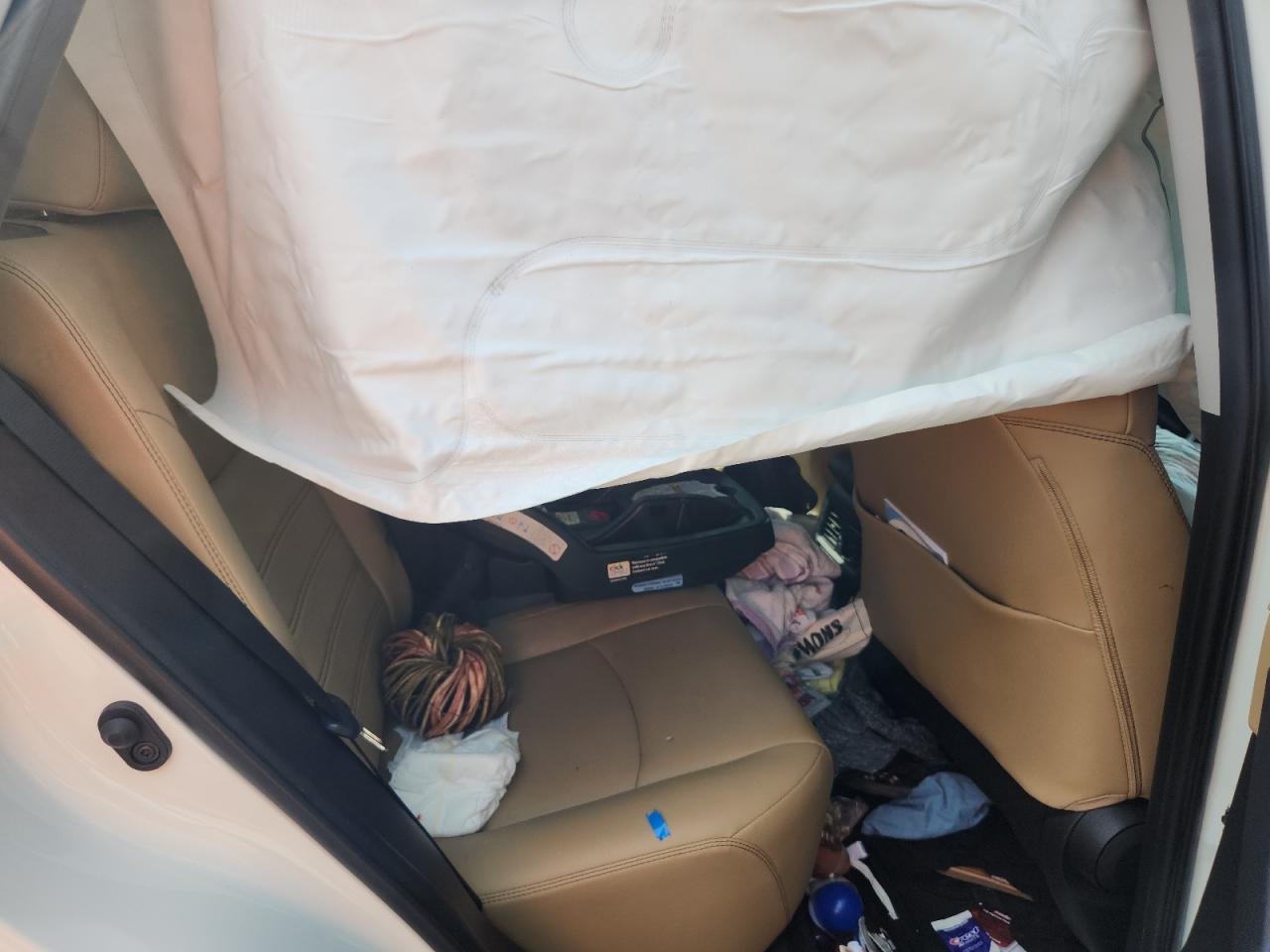 TOYOTA RAV4 XLE PREMIUM