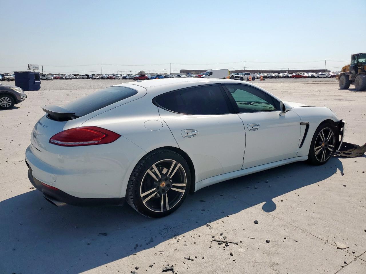 PORSCHE PANAMERA 2