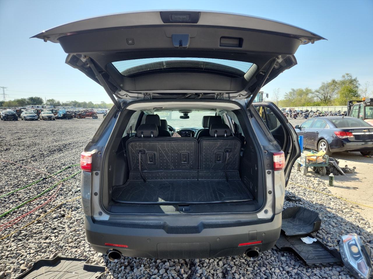 CHEVROLET TRAVERSE RS