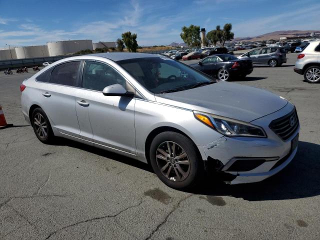 2016 HYUNDAI SONATA SE 5NPE24AF5GH408050