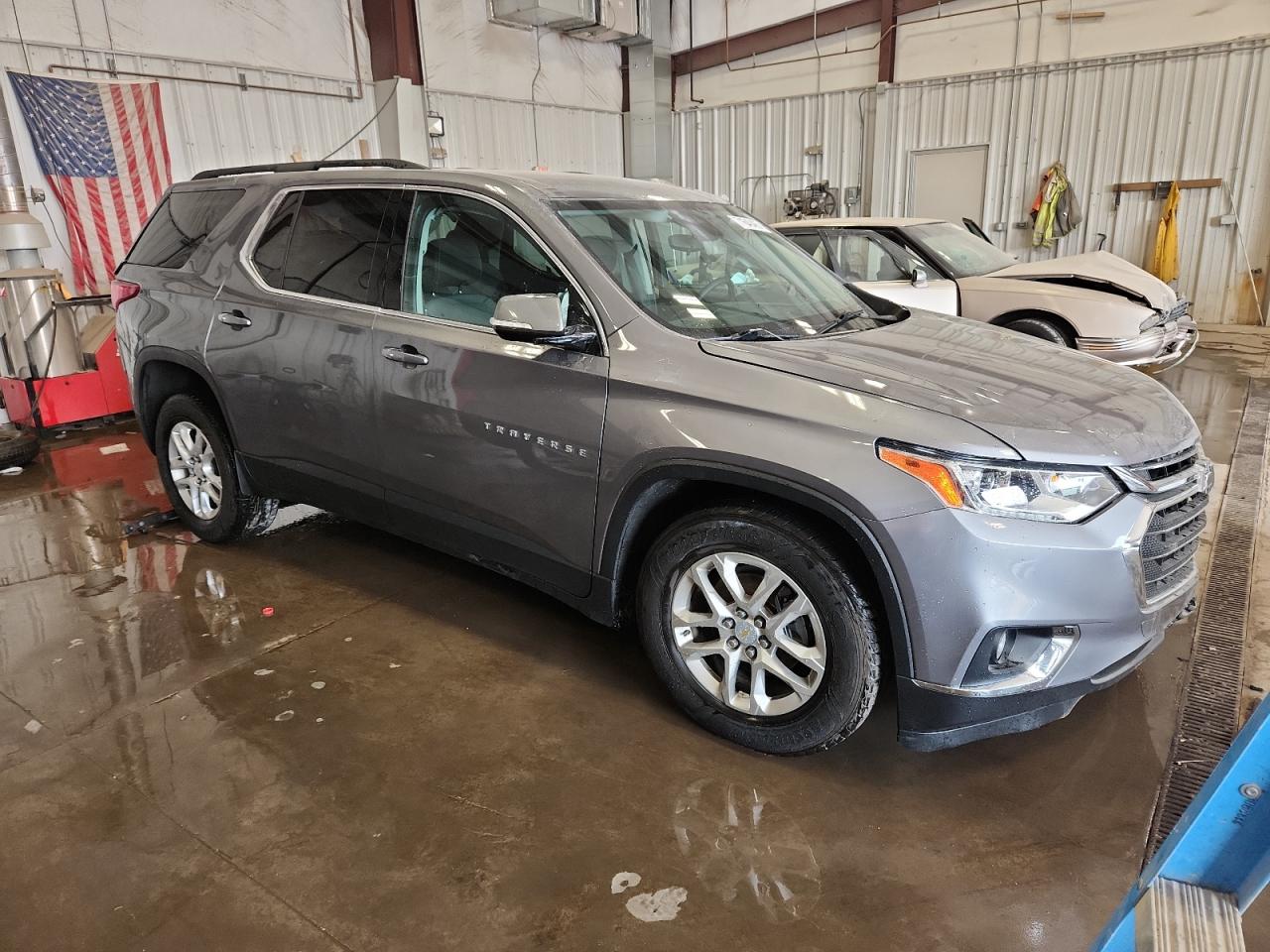CHEVROLET TRAVERSE LT