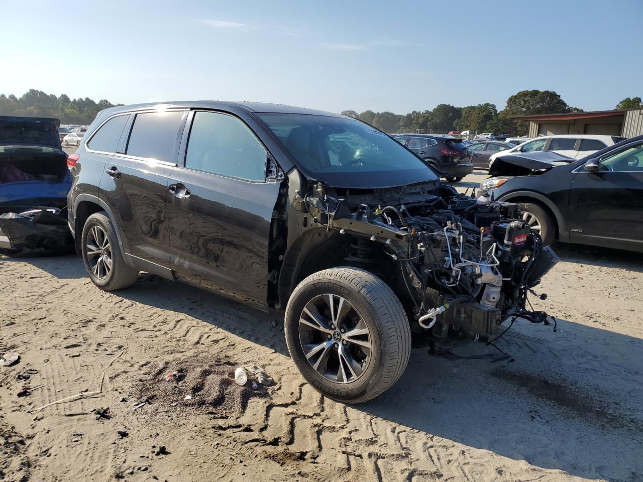 TOYOTA HIGHLANDER LE