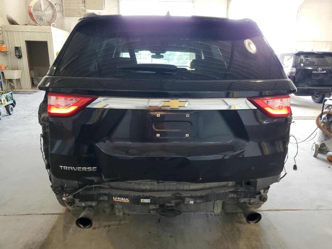 CHEVROLET TRAVERSE LS