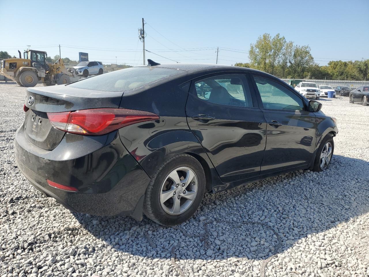 HYUNDAI ELANTRA SE