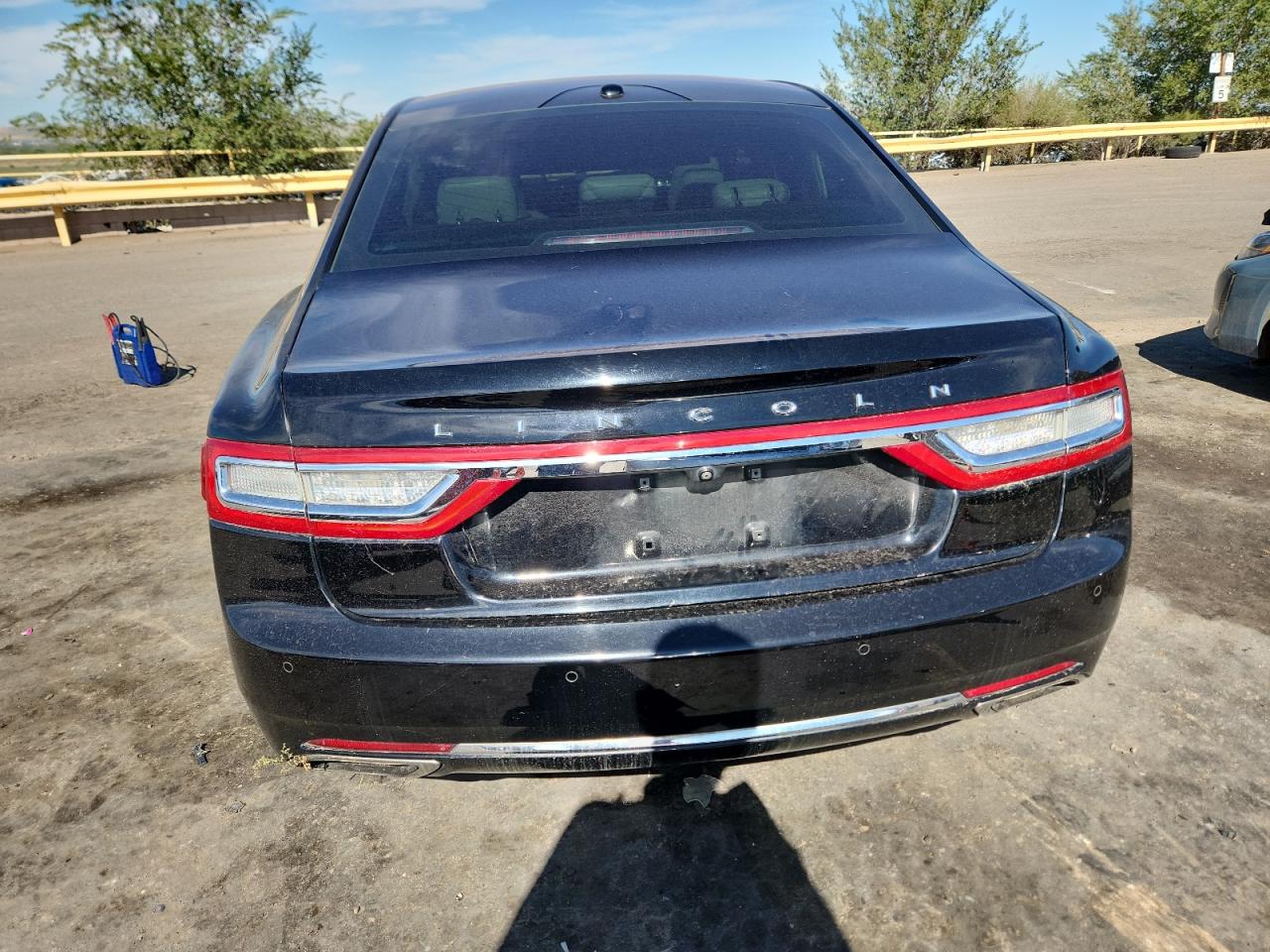 LINCOLN CONTINENTAL RESERVE