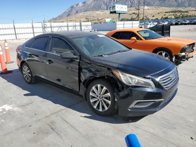2016 HYUNDAI SONATA SE 5NPE24AF0GH328820