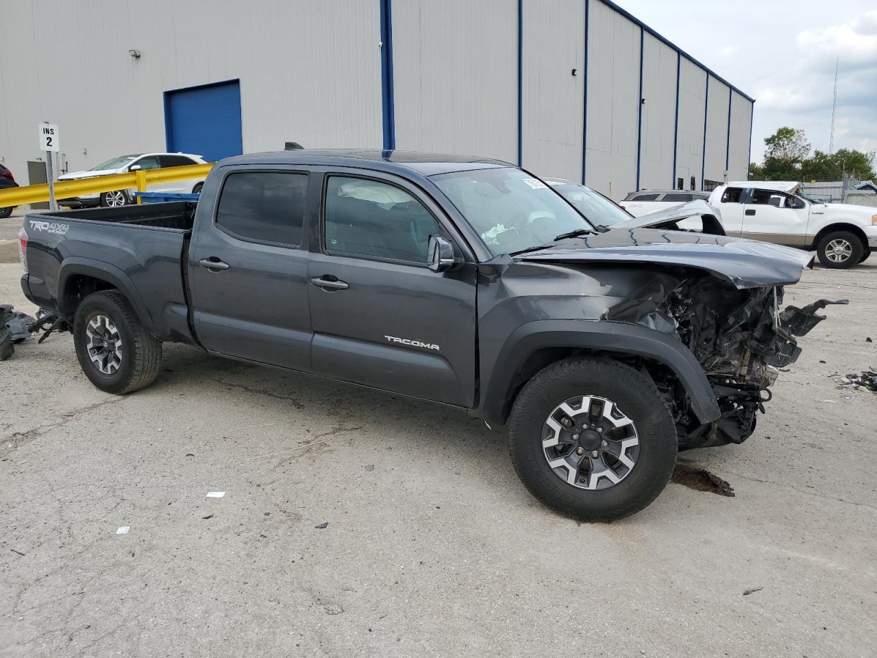TOYOTA TACOMA DOUBLE CAB