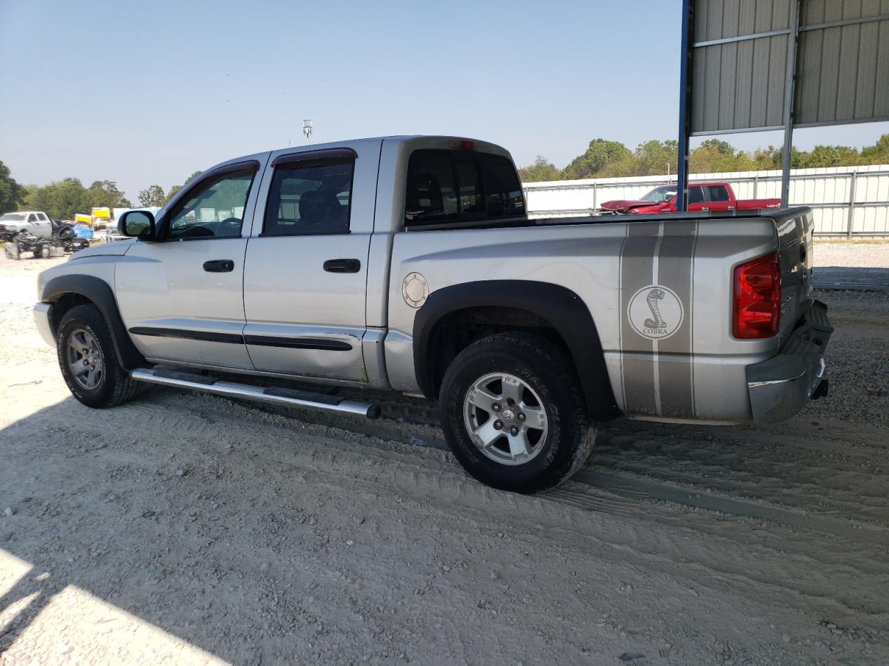 Lot #3297105514 2006 DODGE DAKOTA QUA