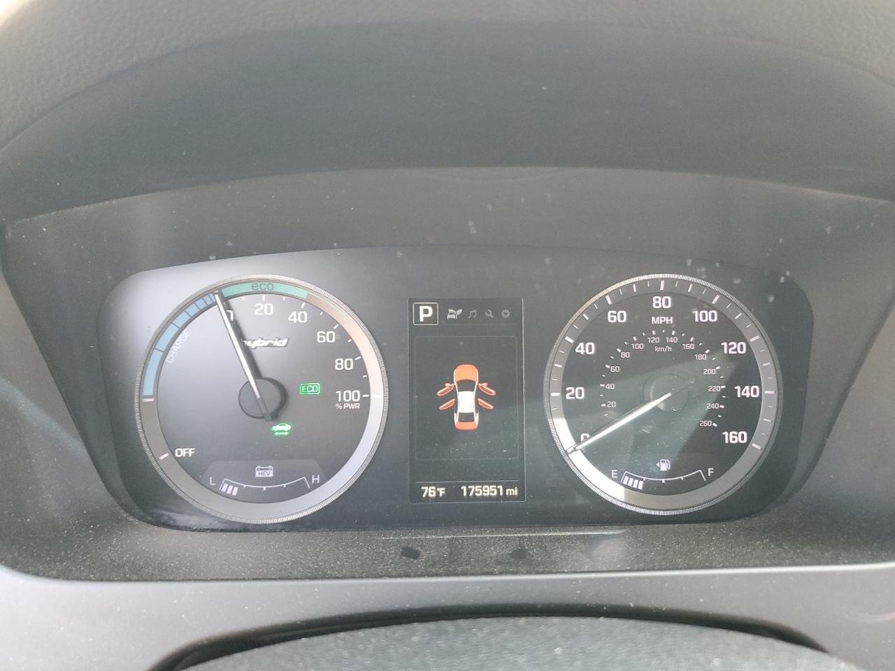 HYUNDAI SONATA HYBRID