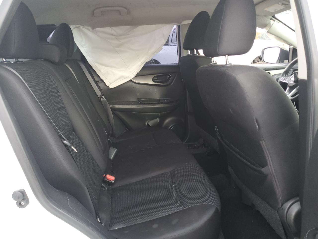 NISSAN ROGUE SPORT S