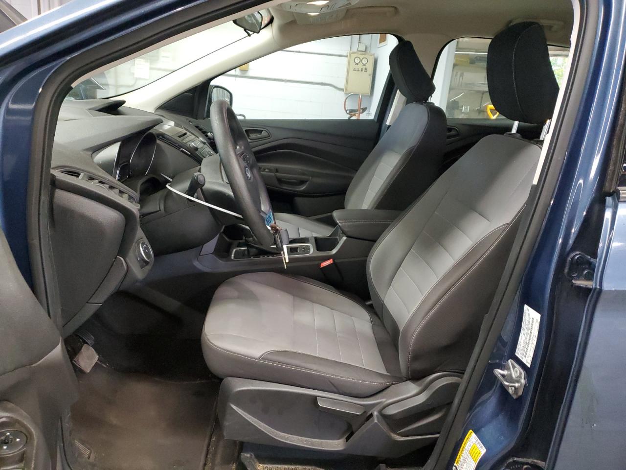 FORD ESCAPE S