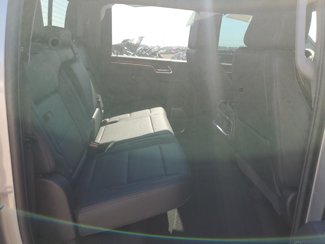 GMC SIERRA K2500 DENALI