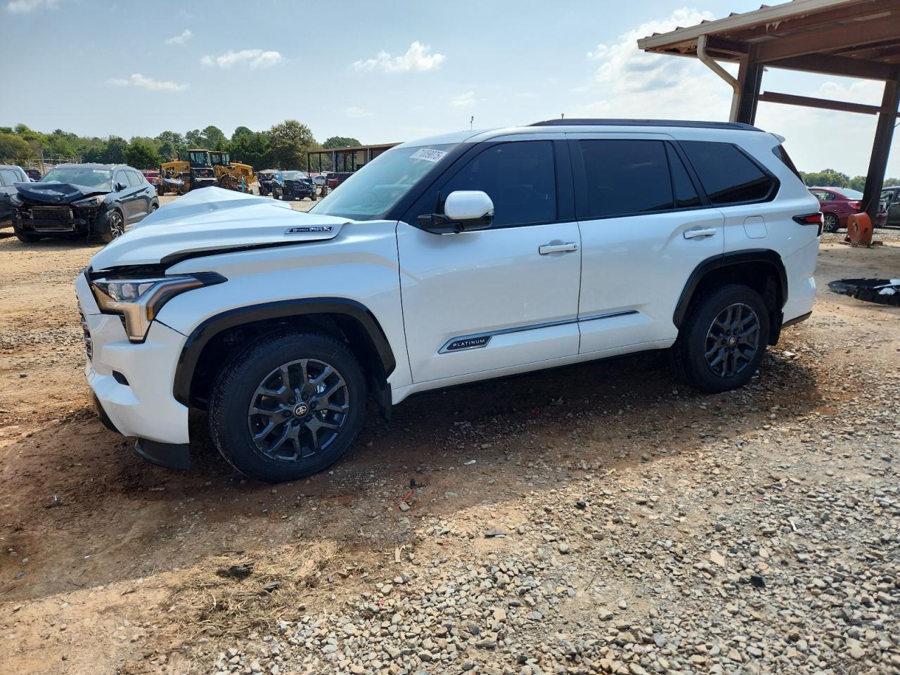 TOYOTA SEQUOIA SR5