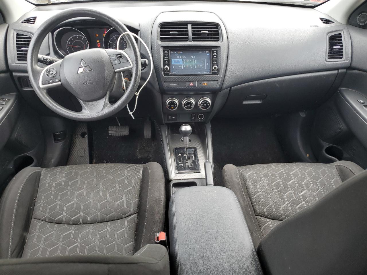 MITSUBISHI OUTLANDER S/SE