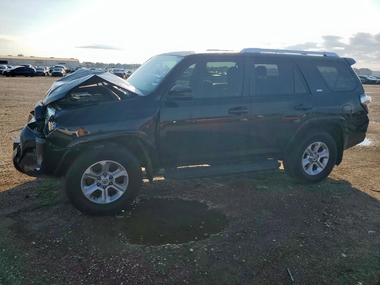 TOYOTA 4RUNNER SR5