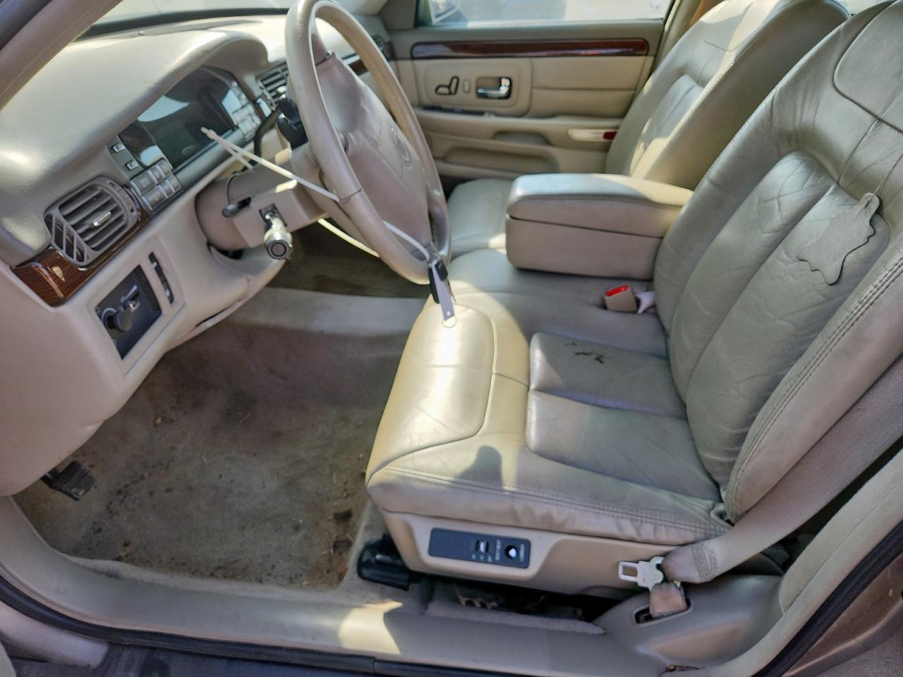 Lot #3303867720 1999 CADILLAC DEVILLE