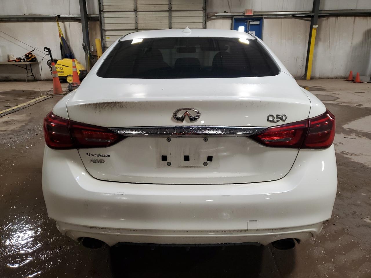INFINITI Q50 LUXE