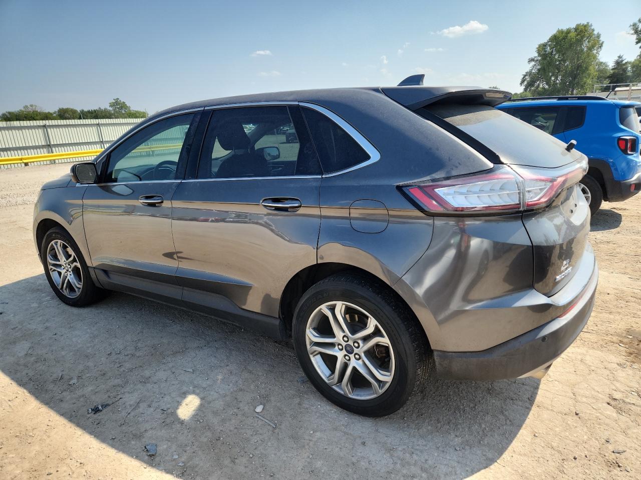 FORD EDGE TITANIUM